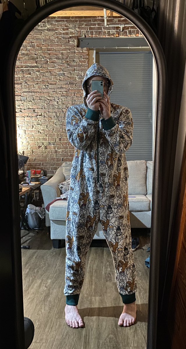 abdlthren's tweet photo. I wasn’t sure how to catch up on a year of Bluesky posts but I guess I can start with:

Hi, I’m Logi :) I’m a Midwest ABDL and wear diapers 24/7. I wanted to chronicle my journey in diapers full time so I started posting after lurking on ABDL tumblr and Twitter for 10+ years! https://t.co/ctwuxkYJEm