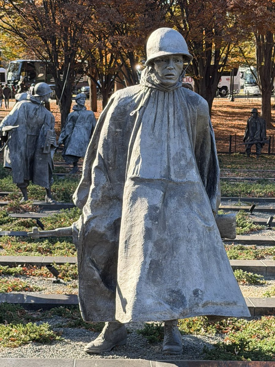 harmonbus2 tweet media