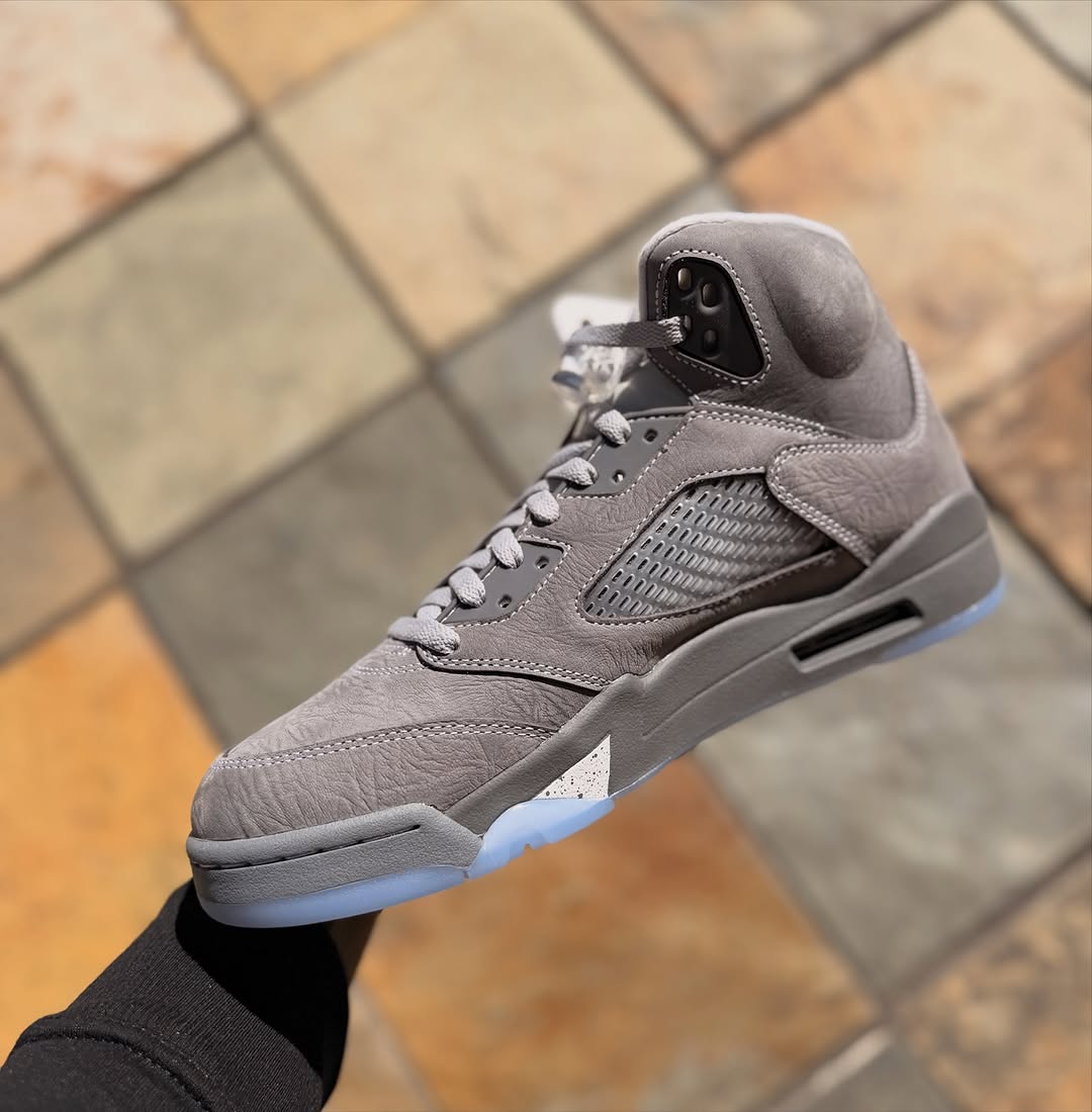 JustFreshKicks's tweet photo. Can't wait for these 🥶 https://t.co/ikPMFdt3J9