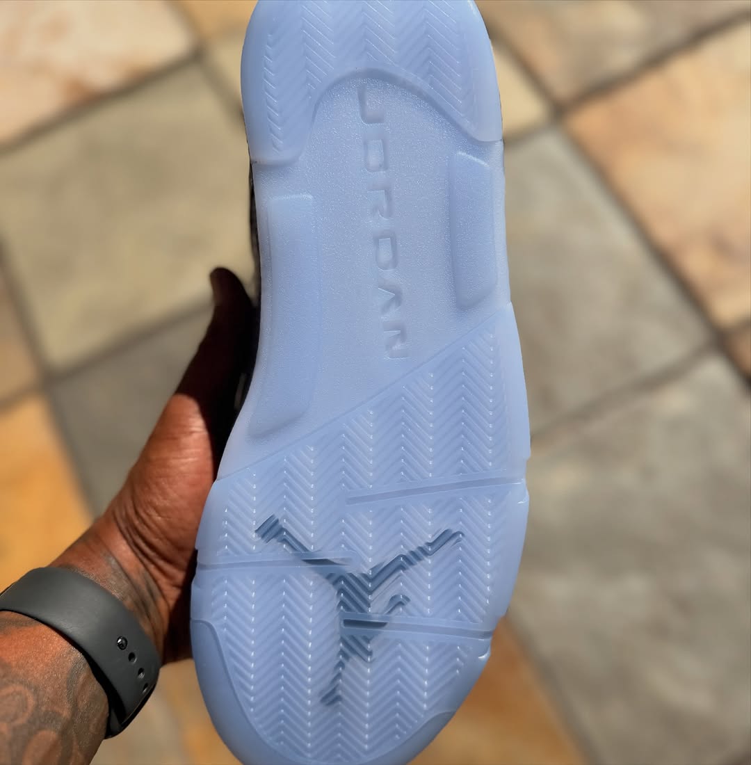 JustFreshKicks's tweet photo. Can't wait for these 🥶 https://t.co/ikPMFdt3J9