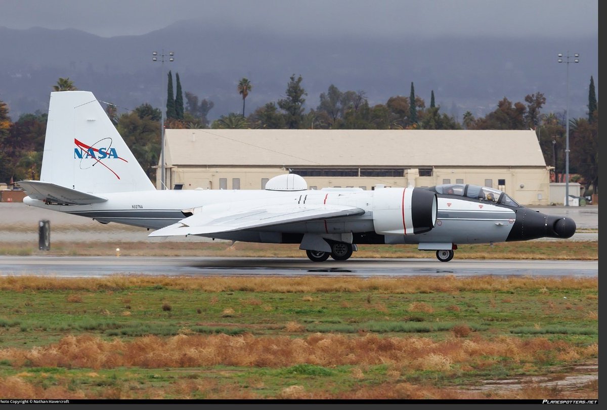 sipjack1776's tweet photo. NASA
WB-57 Canberra
#ACD958/N927NA
Out of Houston tracking east to Cape Canaveral.
@Borrowed7Time @JasonZicker @MRAIDANya https://t.co/jPjO3cKX59