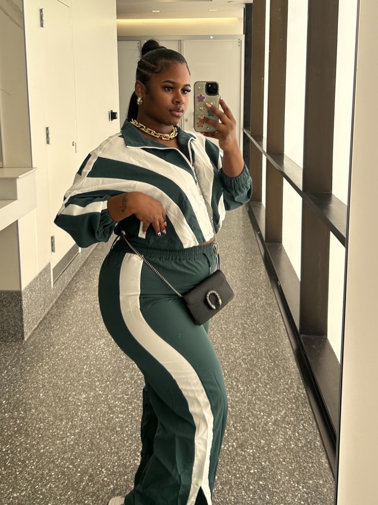 _EmaniMilan's tweet image. More flights, less problems 😅✈️