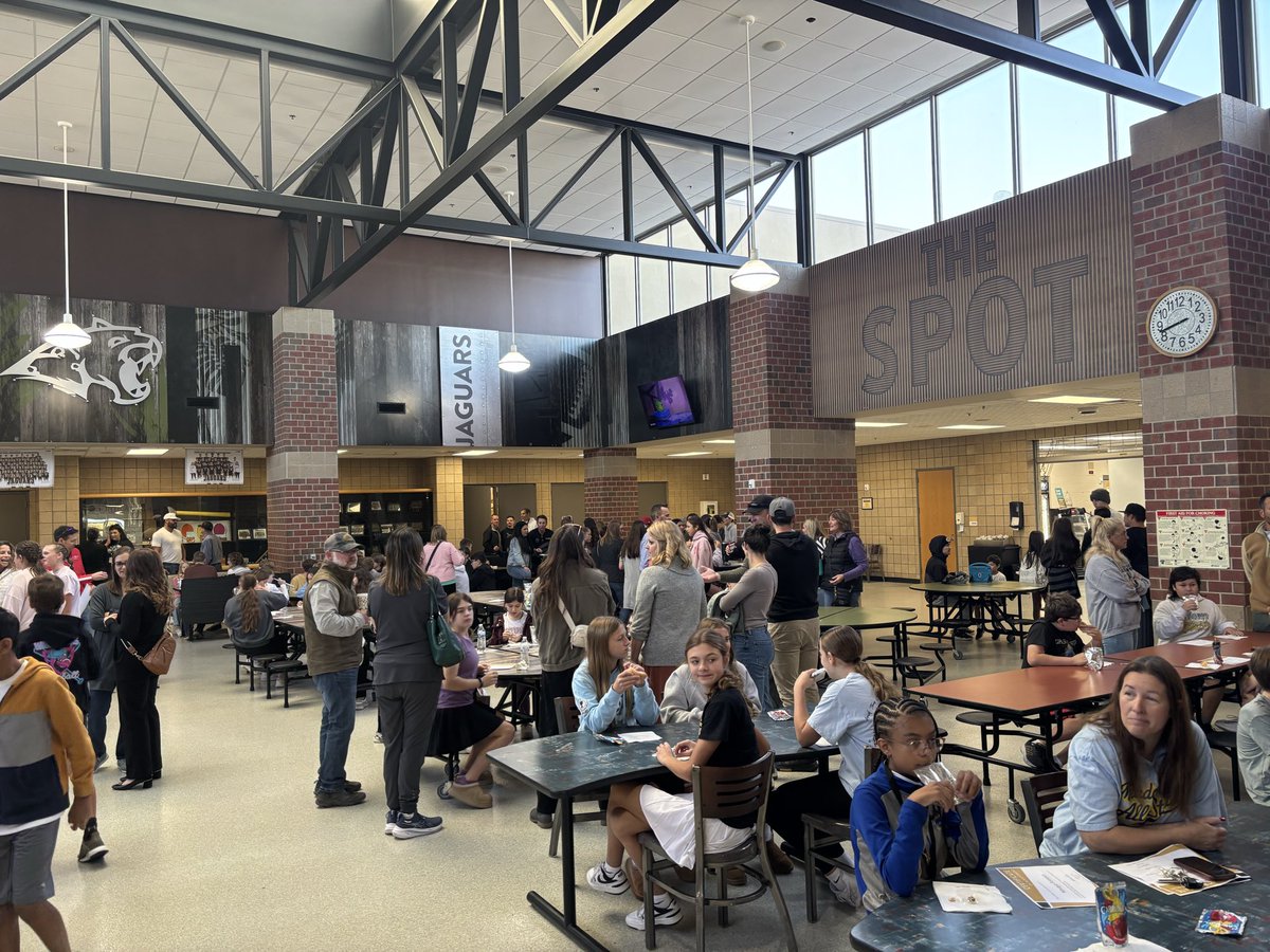 Central Middle tweet media