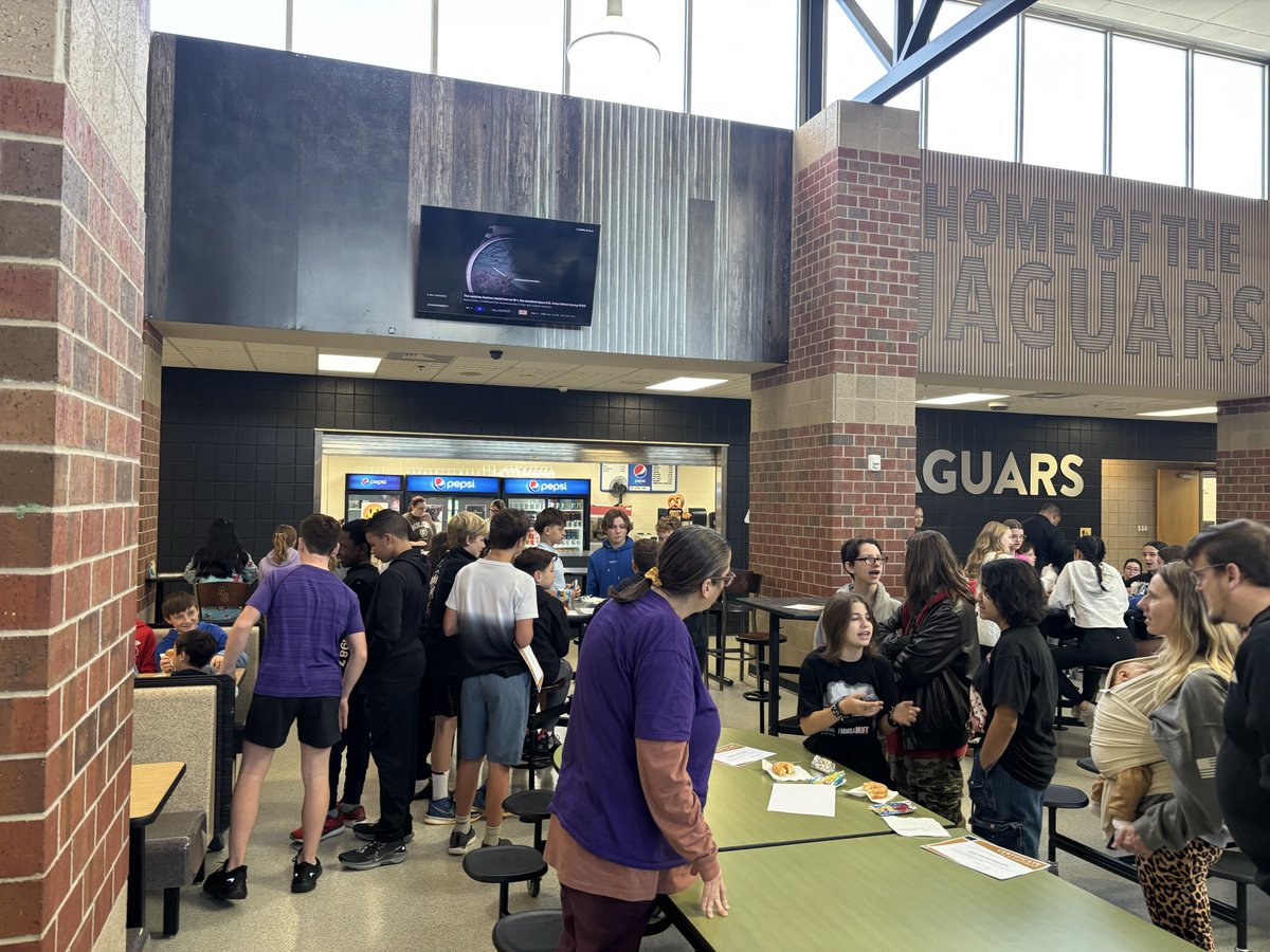 Central Middle tweet media