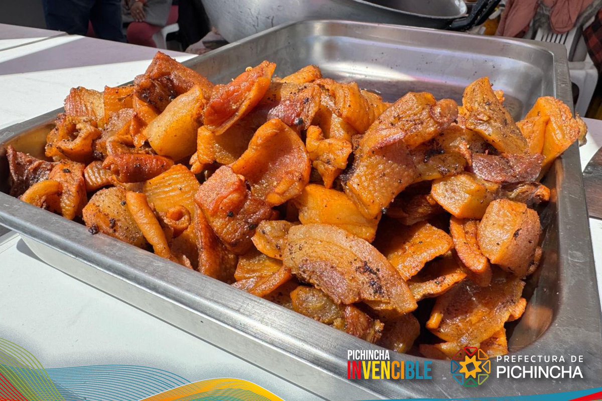 Un éxito nuestra Feria Pichincha Productiva y Solidaria desarrollada hoy en la Plaza de La República 😍🤩

Los asistentes disfrutaron de: 

✅ Exquisita gastronomía😋
✅ Productos de calidad 
✅ Música en vivo🎶
✅ Emprendimientos locales

¡Porque en #Pichincha apoyamos a