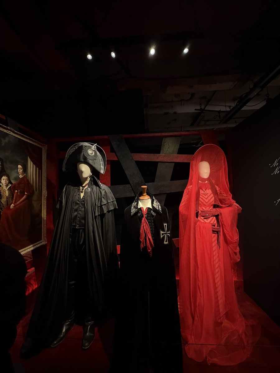 SlXSPEEDS's tweet image. and a little commotion for the frankenstein costume department