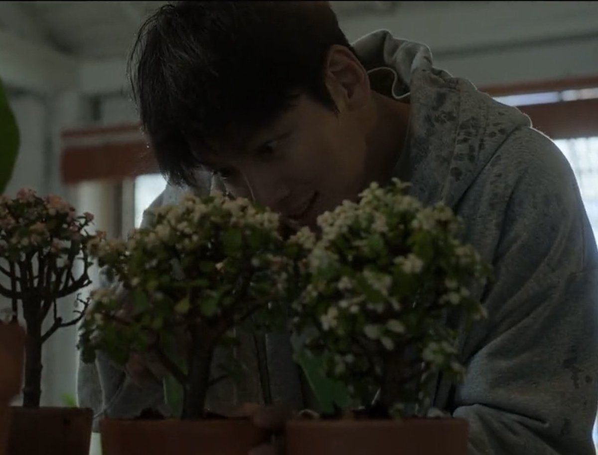 Zaraaaaww's tweet photo. My 3 pretty boys and their obsession with flowers ๐ธ
#jichangwook #leenunho #songjoongki https://t.co/V5CsbMO8Lx