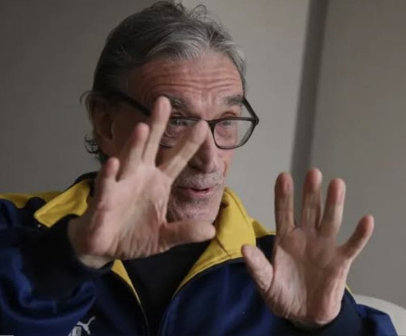 La cultura y comunicación le debe muchísimo al Señor 📺 Cacho de la Cruz❣️Un maestro, supo crear programas legendarios que acompañaron a varias generaciones de familias 🇺🇾 Un apasionado del jazz con sus Hot Blowers.
Vuela alto Cacho 💫 Tu legado será eterno ♾️  QDEP 🙏