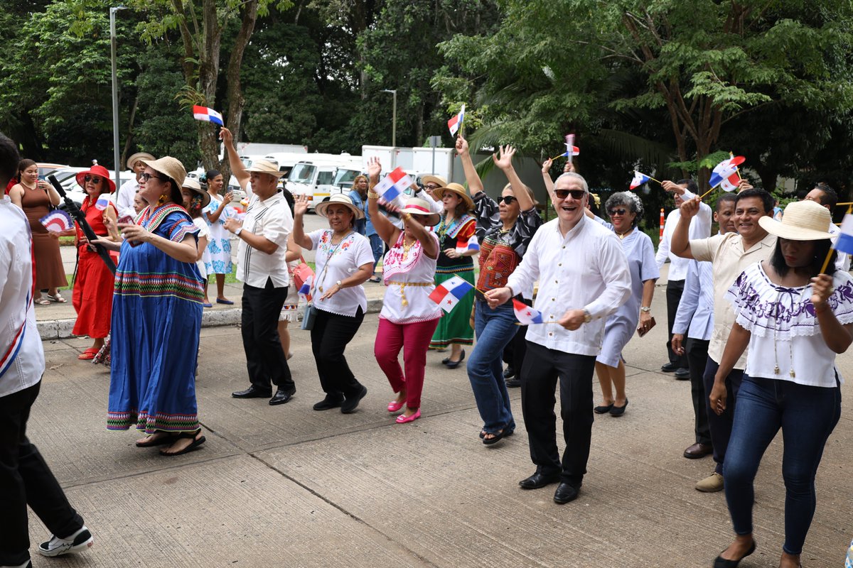 Facultad de Ingeniería Industrial | UTP tweet media