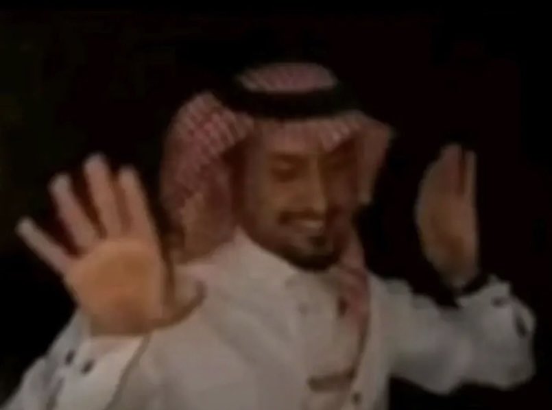 bb_55ui's tweet photo. @castleheartsss طيب الثقه محلها اكيد مقصوده انا https://t.co/ZCqpkHsvLk