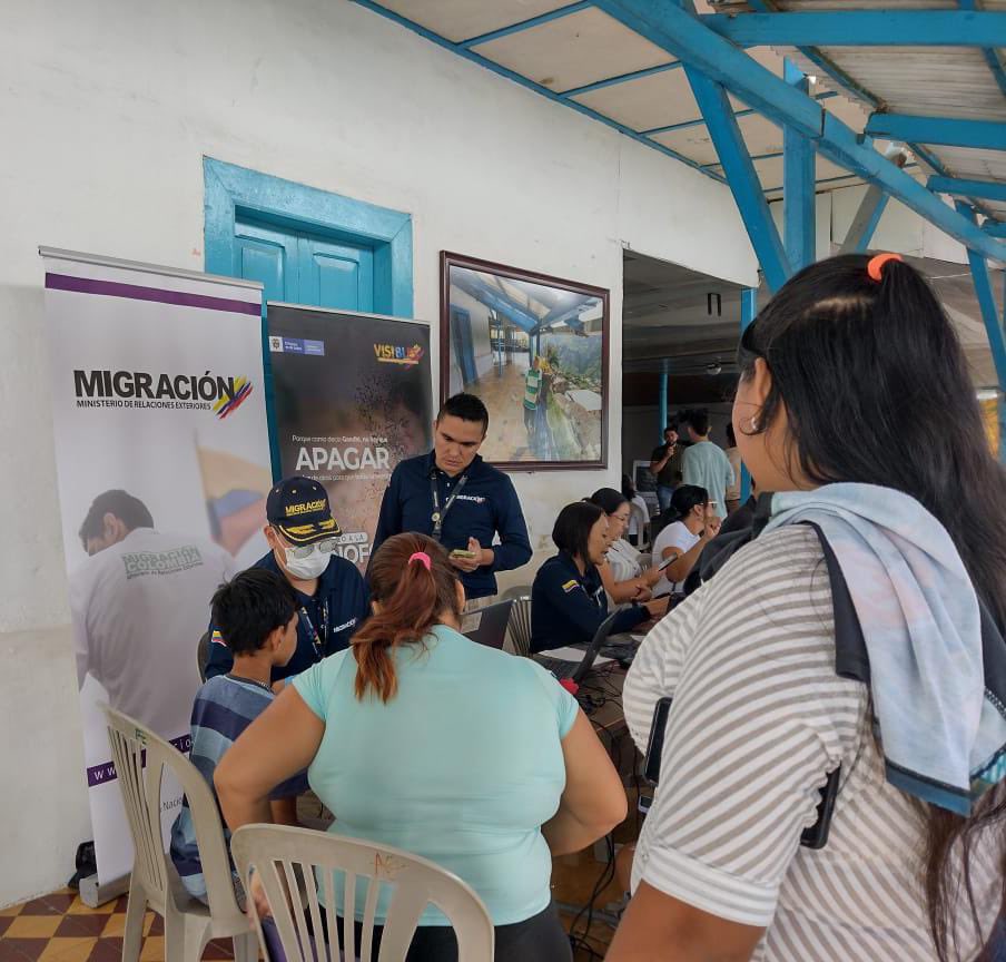 MigracionCol's tweet image. #Caldas | En el municipio de Marmato adelantamos una jornada dirigida a la población migrante venezolana. Más de 150 personas pudieron acceder a los diferentes procesos para el  trámite del #PPT
✅ Prerregistro (solo para menores de edad)
✅ Biometría 
✅ Entrega de documentos