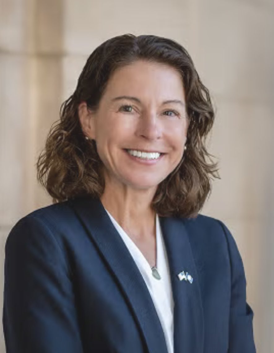 DevelopNebraska's tweet image. Congrats Director Larsen! @TeamPillen Governor Pillen announced his appointment of Maureen Larsen as the director of the Department of Economic Development (DED). She has been serving as the interim director since July 21.