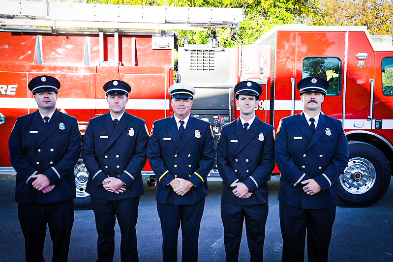 CAL FIRE-Butte County is proud to announce that four of our newly promoted Engineers have successfully completed the CAL FIRE Company Officers Academy in Ione, CA.!

From Left to Right: Patrick Rupiper, Daniel Jordan, Deputy Chief Rick Manson, Kevin Nielsen, and Dillon Acala.