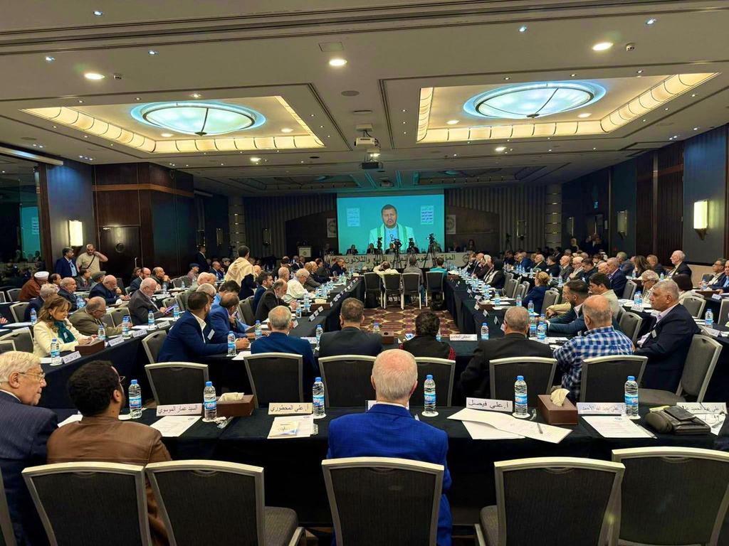 السيد القائد عبدالملك بدر الدين الحوثي قائد عروبي اسلامي أممي يتوج المؤتمر القومي العربي بمداخلة مهمة وتاريخي. ويكفينا فخرا وشرفًا أنها أظهرت وكشفت أبواق الصهيونية العرب أكثر من أي وقت مضى. قائد يمن الايمان وسند الطوفان نصير فلسطين وغزة في زمن الخذلان.

#موتوا_بغيظكم