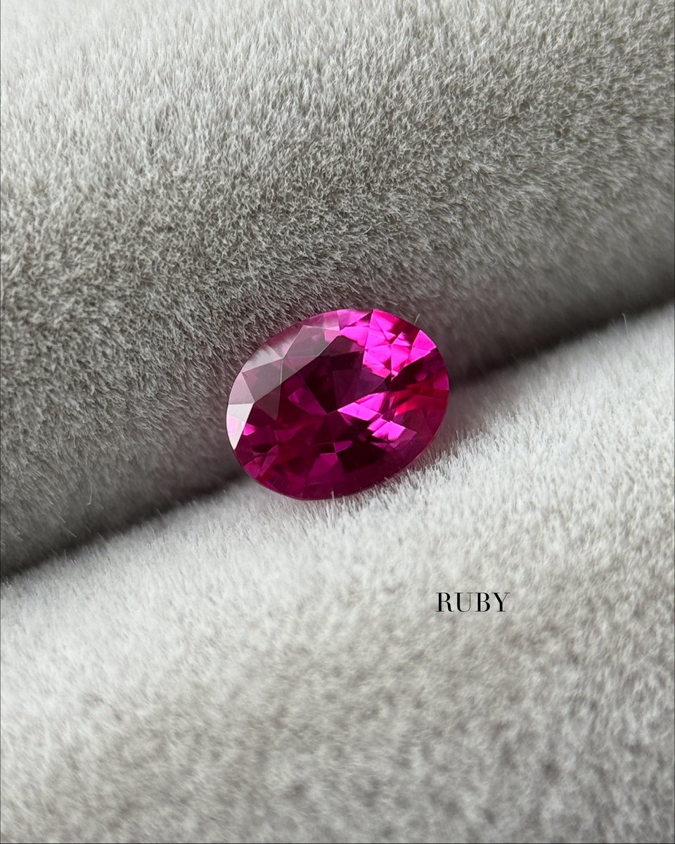 satotradingco's tweet image. 薔薇の香りがしそうなローズレッドのルビー。

#ruby #ルビー