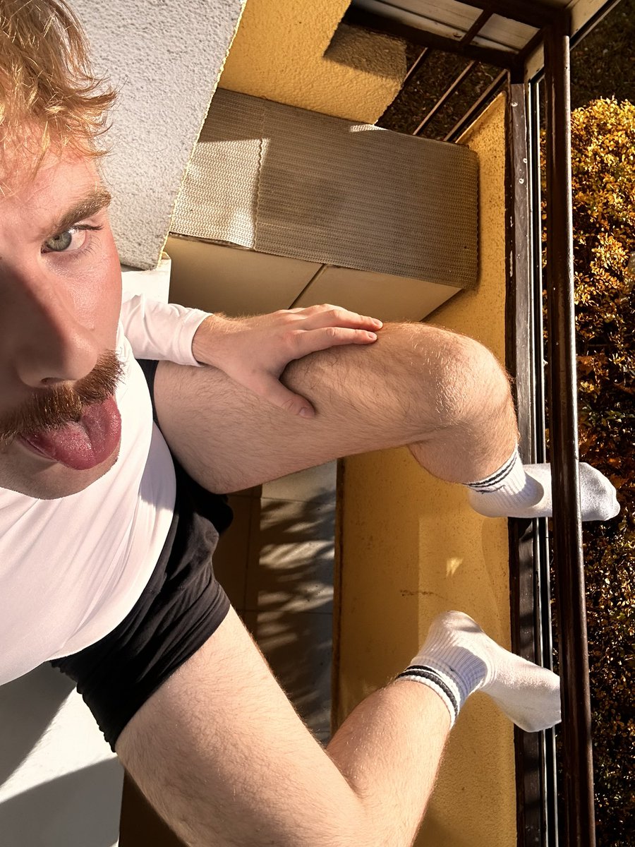 mik3984's tweet photo. lekkie opalanie w listopadzie 👀 https://t.co/r1jVwON48E