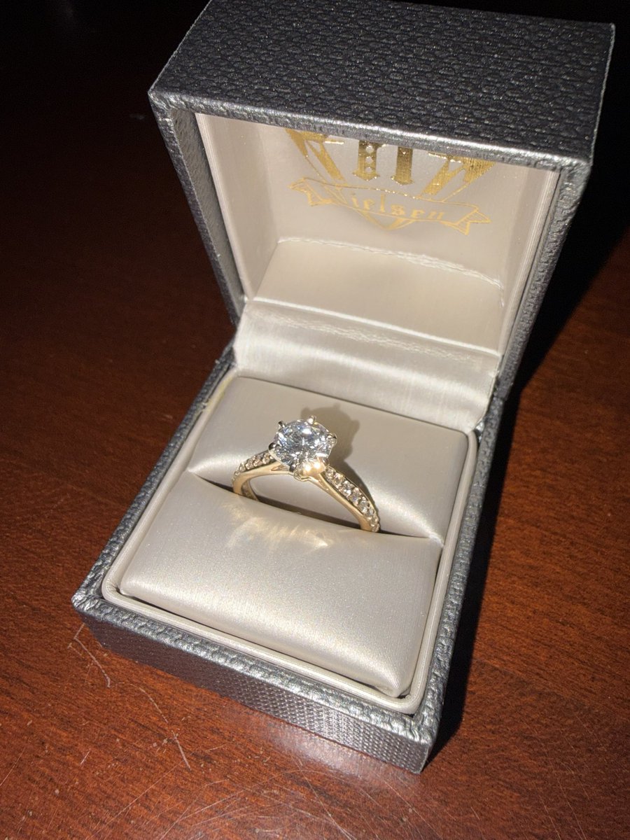 Matt Roz tweet media