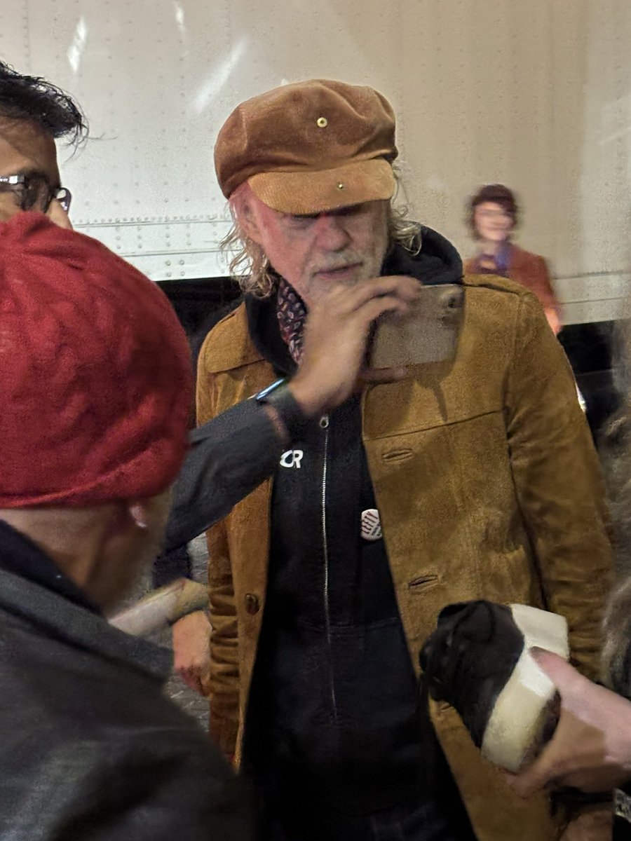 Simon Wheale tweet media