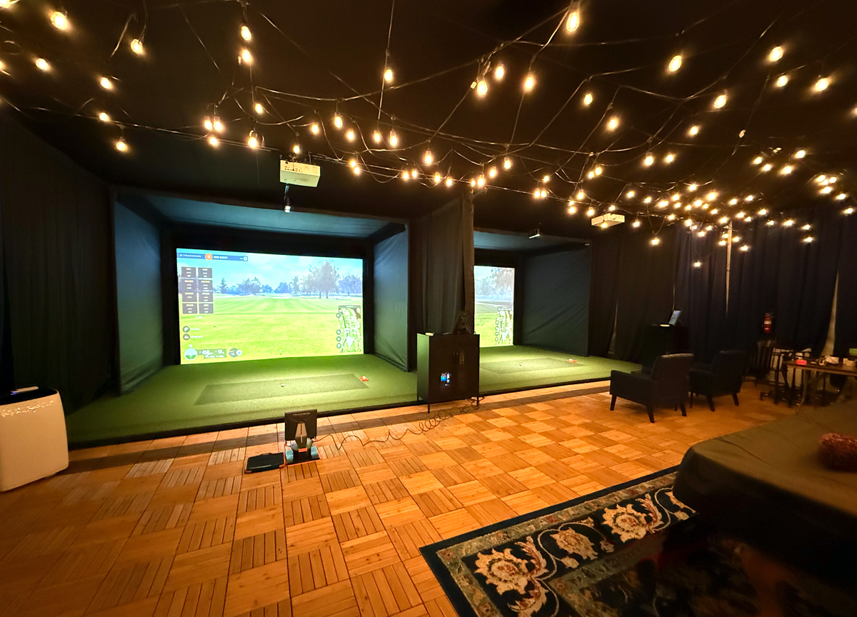AceIndoorGolf's tweet photo. Post 3 of 6: An NGF #golfsimulator study reports only 6.5% of all #golf courses in the U.S. have installed a simulator. A huge opportunity to boost play/F&B revenue. We recently installed sims at @AnnandaleGolf in Pasadena. Give us a call.
#golfbusiness #pgapro #pgaprofessional https://t.co/pzzQYjwFB0