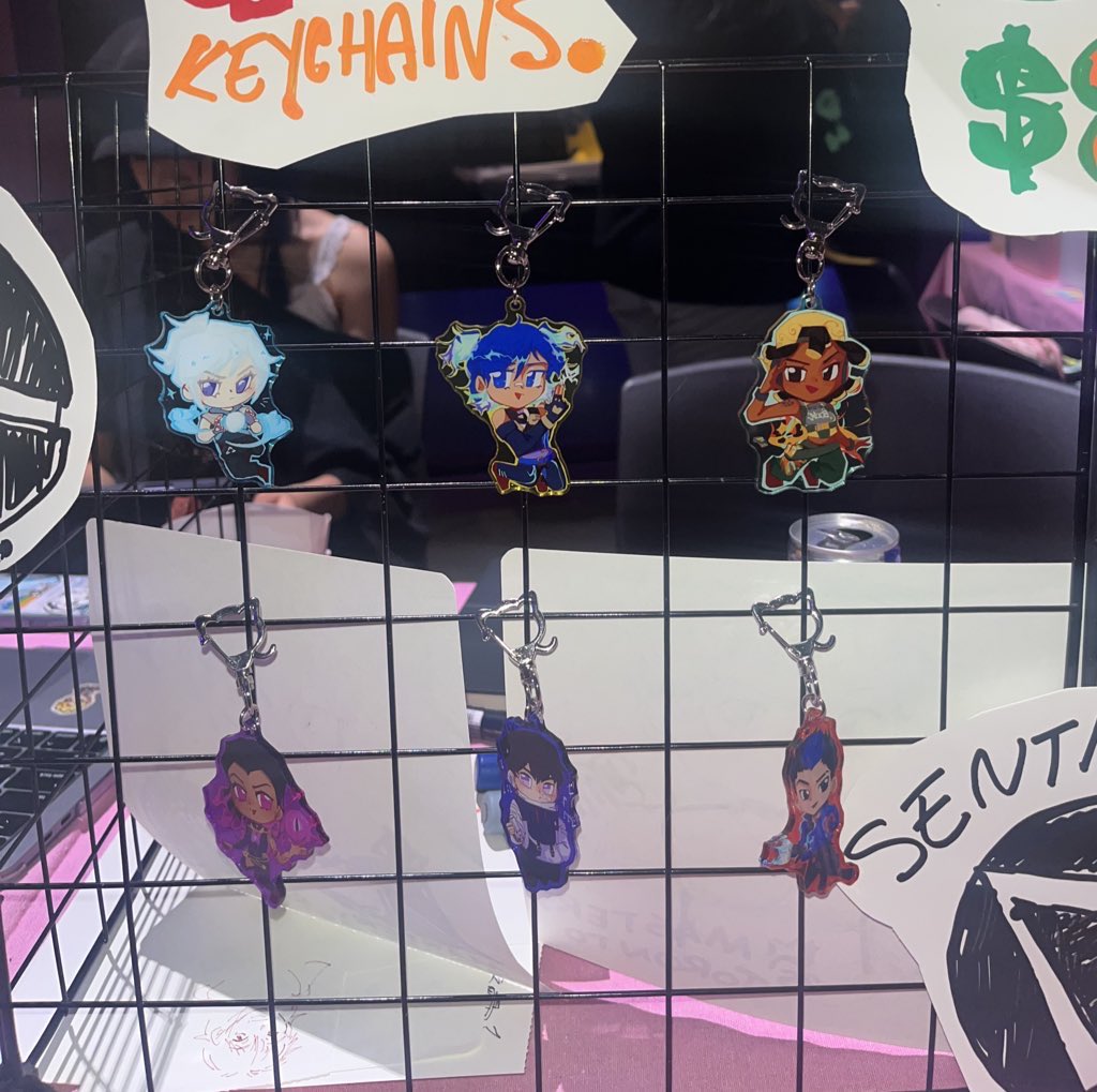 chuuballing's tweet photo. haiii anyone who will b at rbhg… imma bring my keychains from toronto if any1 wants to uhhhhhhhhh uhhhhhhh errrr uhh #ummmmm https://t.co/3VuZtvg9AG