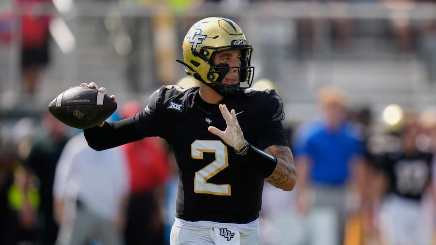 LetsGetItPicks's tweet photo. 🏈NCAAF: UCF +1.5 #UCFierce
➡️Risk: 2U
➡️UCF will be motivated to play better @ home after their last game against Baylor.
➡️YTD: 10-2, +26.5U🔥
➡️Join our free Discord! 👉 https://t.co/TcYNzma8iz
#NCAAF #CFB #November #Picks #Houston #UCF #Gambling𝕏 #GamblingTwitter #LetsGetIt https://t.co/es1hE2CHDA