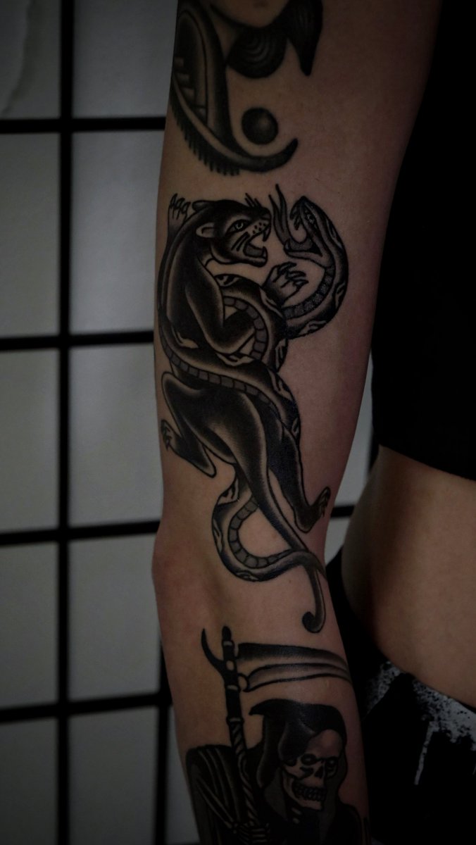✶ BRANDON MURPHY TATTOO ✶ tweet media
