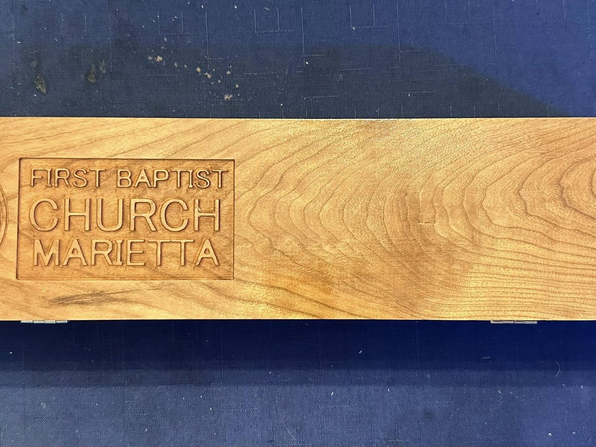 CarveWrightCNC's tweet image. Really nice box made by Russel Bell. 

#carvewright #ravencnc #cncrouter #CNCproject