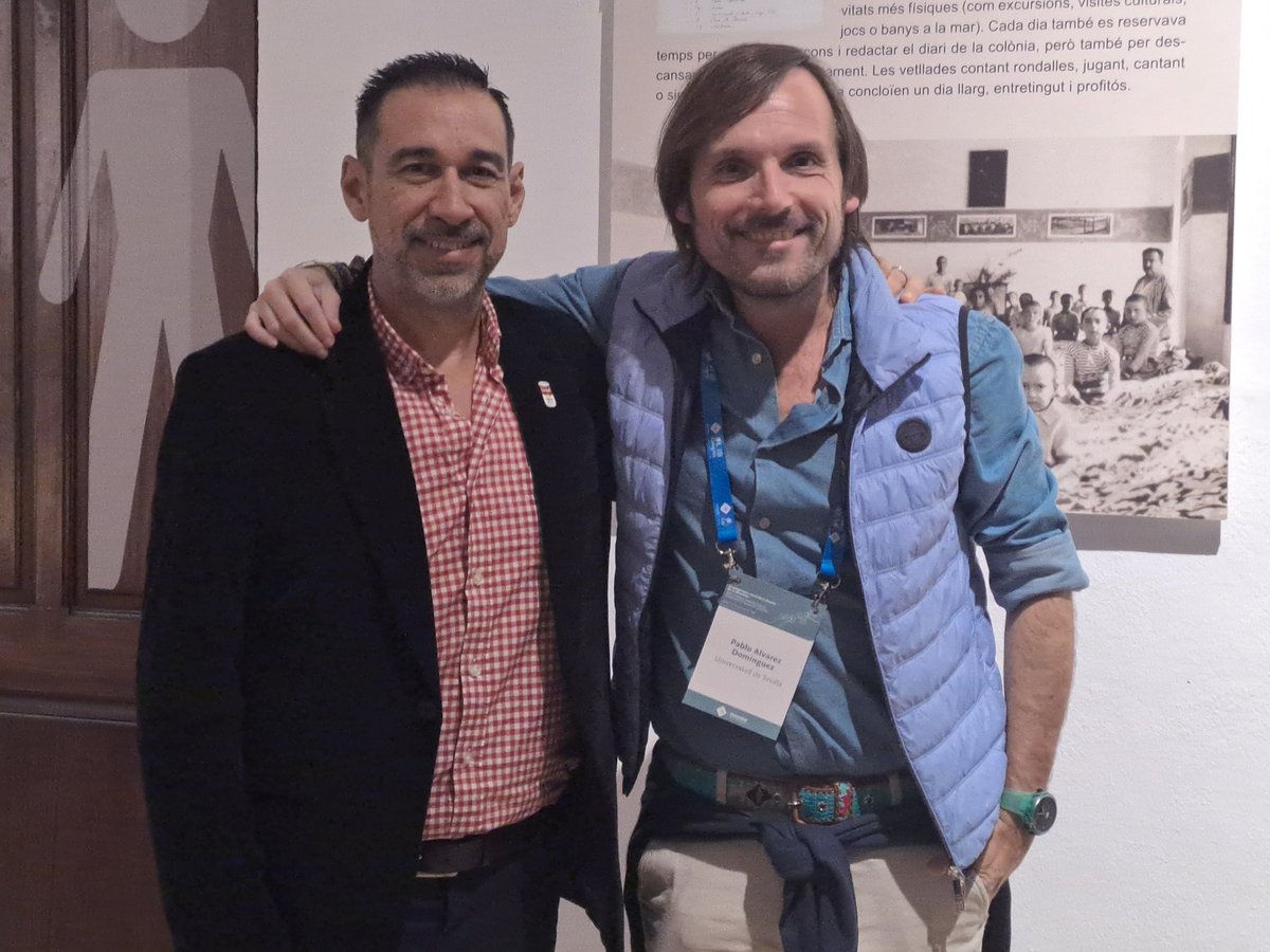 Disfrutando de la exposición!