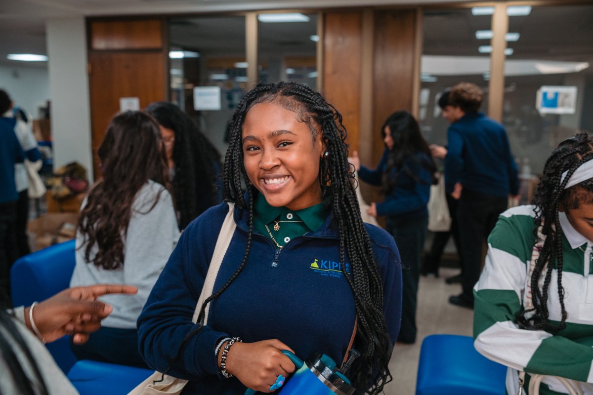 SMASHprogram's tweet image. The Code4Care Hackathon at Fisk University was a major success! 🙌
Students explored how AI can transform healthcare, supported by Ana Zachary from SMASH + amazing partners.
Learn more about what we do 👉 smash.org

#SMASH #Code4Care #AIforGood #Hackathon