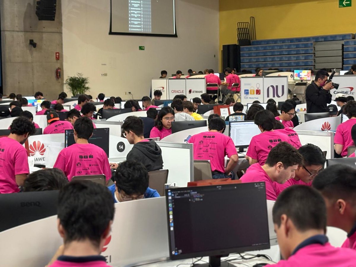 buap_fcc's tweet image. 💻✨ ¡Mucho éxito a nuestros estudiantes de la FCC BUAP que participan en la competencia ICPC en Guadalajara!
Su talento y dedicación nos llenan de orgullo. 💙🐺
#FCC #BUAP #ICPC2025 #OrgulloBUAP