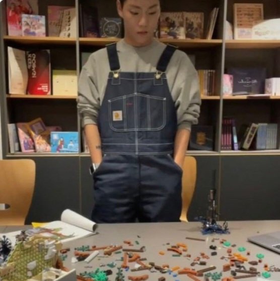 이번 우명온 목표가 책 두권인데(로코물+꾸금지) 할수있겠지.....?