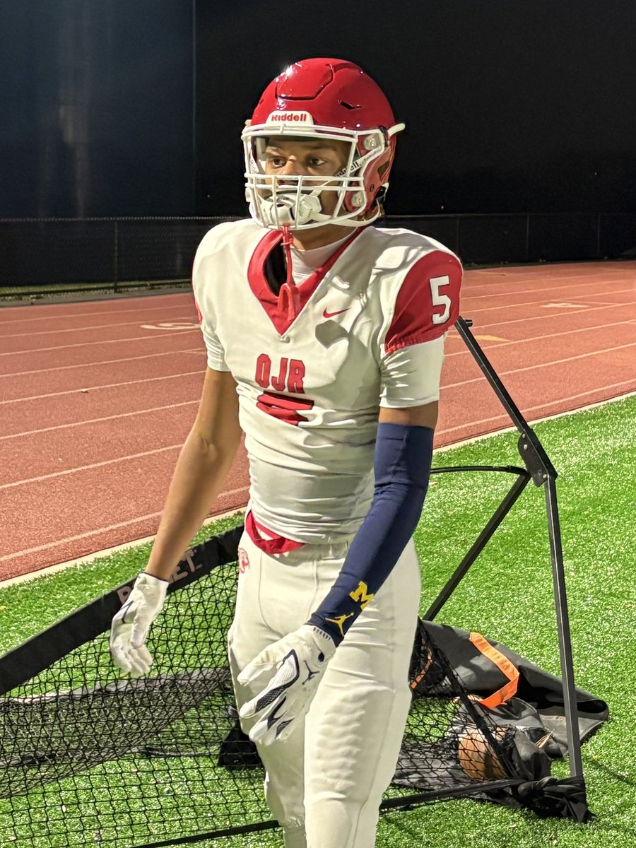 BrianDohn247's tweet image. One of the top receivers in the nation @matthewgreg08 ready for playoffs 

247sports.com/player/matthew…