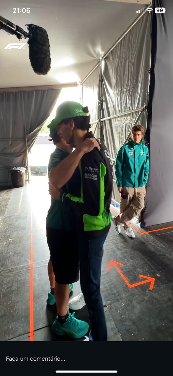 debateydebate's tweet image. A cara do Stroll vendo o Bortoleto com o Alonso KKKKKKKKKKKKKKKKKKKKKKKKKKKKKKKKKKKKK