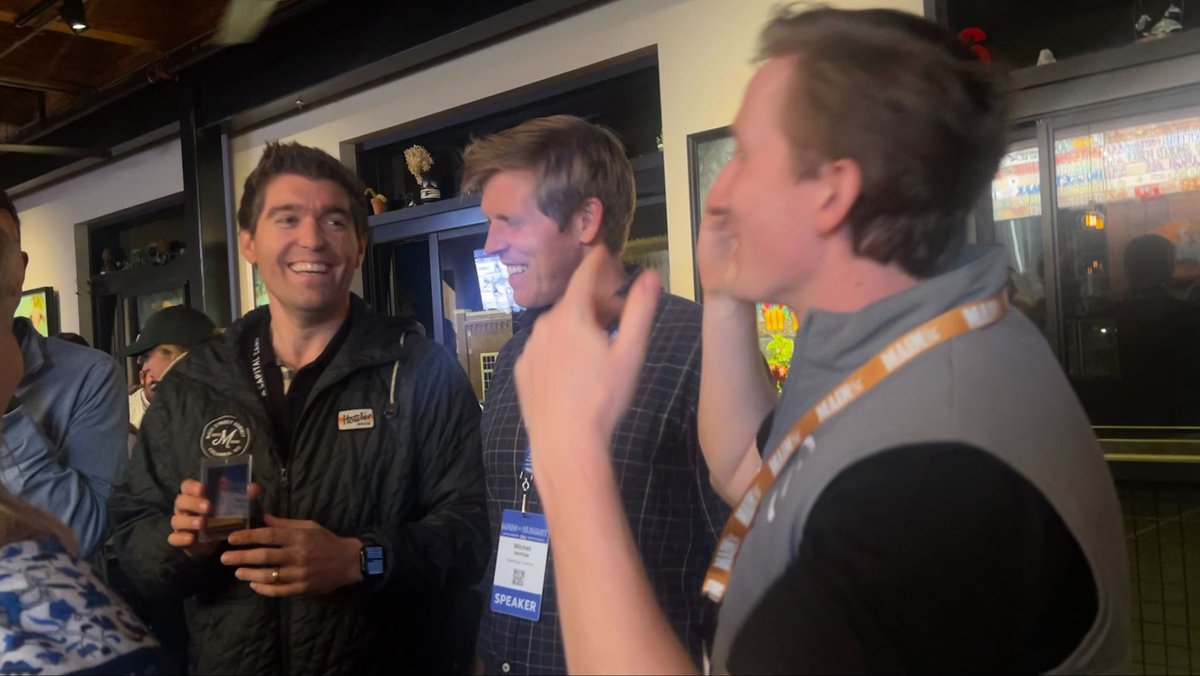 Rand Larsen tweet media