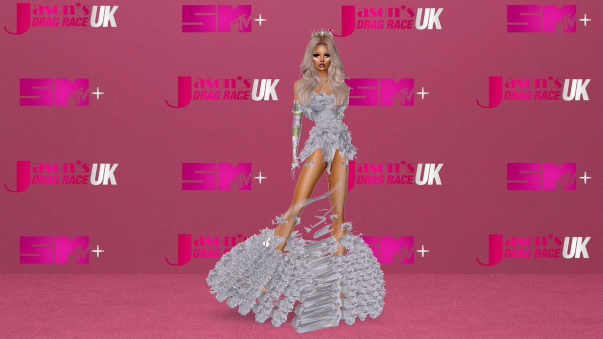 JDRHub's tweet photo. .@KitanaBijou on the Pink Carpet for the #JDRUKPremiere tonight in London https://t.co/hDeprySNTn