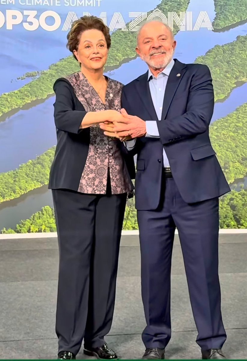 Morram de inveja, gadaiaaaaada!!!
O nosso casal de Presidentes: dos BRICS e do Brasil🥰