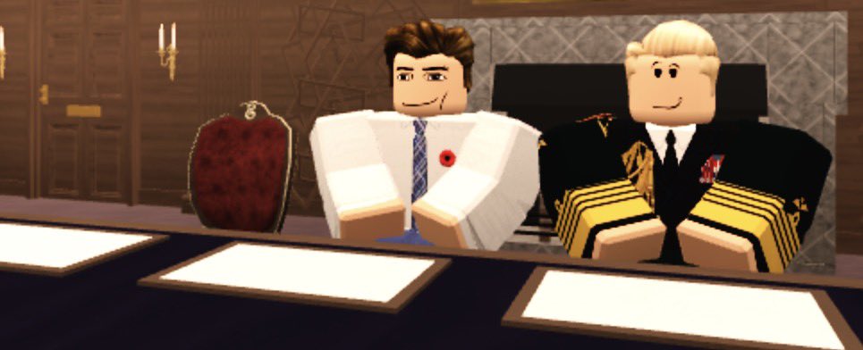 🪖I recently met with former Chief of Defence Staff, Richard Harrison to talk about defence related issues and to thank him for his service ahead of Remembrance Sunday. 

Lest we forget.