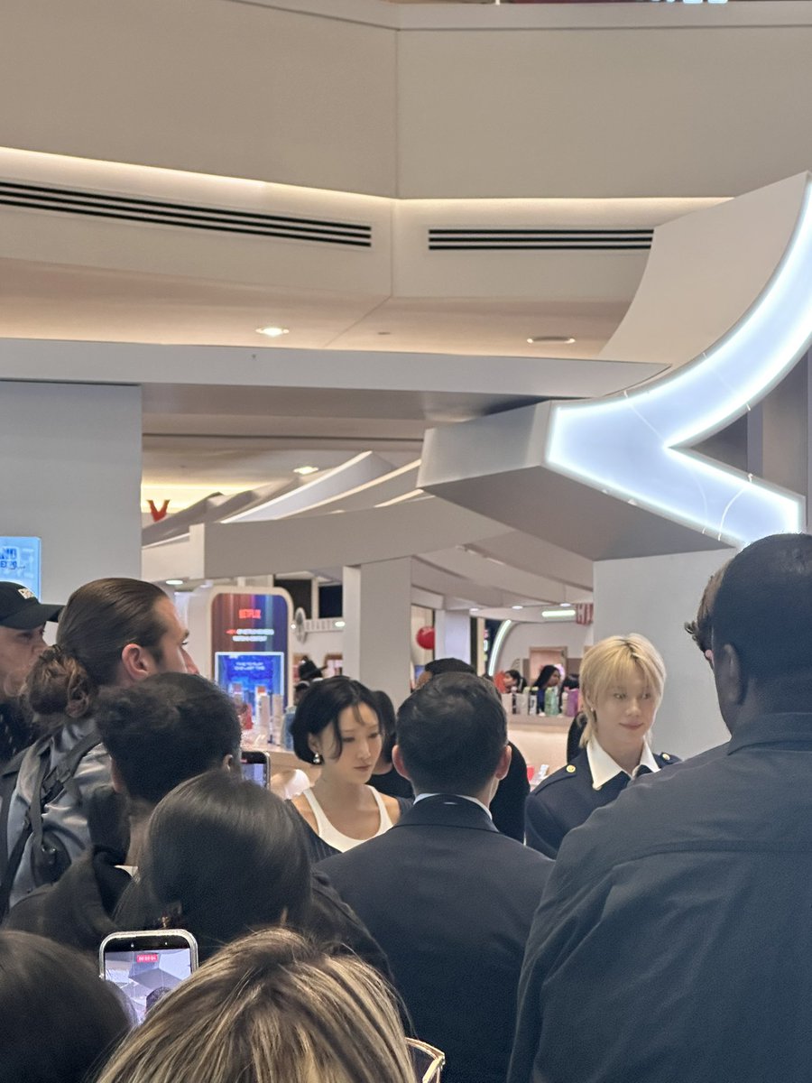 lo saw yuta live 🍒(still blasterfan69) tweet media