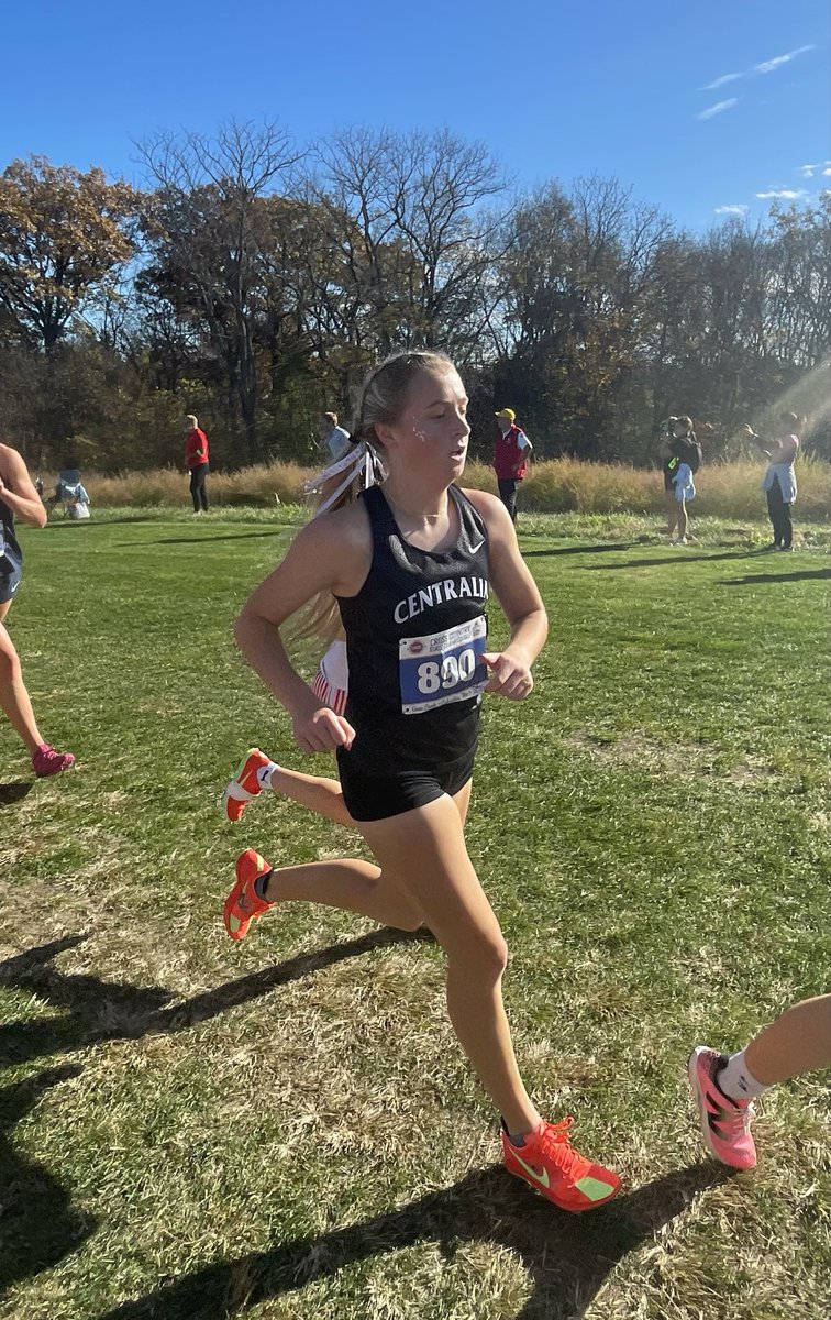 CENTRALIAXC's tweet photo. We couldn’t be more proud of our girls competing today in the Class 3 MSHSAA State Meet!! Kenedee Moss has battled through a lot this season and wasn’t able to finish the race but gave it everything she had! Katy Asbury finished 74th with a time of 21:56. https://t.co/WYALchEjSK