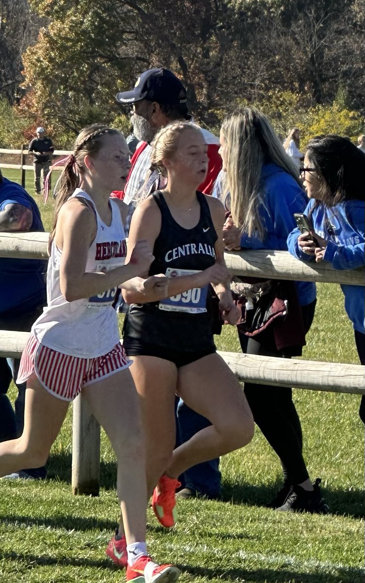 CENTRALIAXC's tweet photo. We couldn’t be more proud of our girls competing today in the Class 3 MSHSAA State Meet!! Kenedee Moss has battled through a lot this season and wasn’t able to finish the race but gave it everything she had! Katy Asbury finished 74th with a time of 21:56. https://t.co/WYALchEjSK
