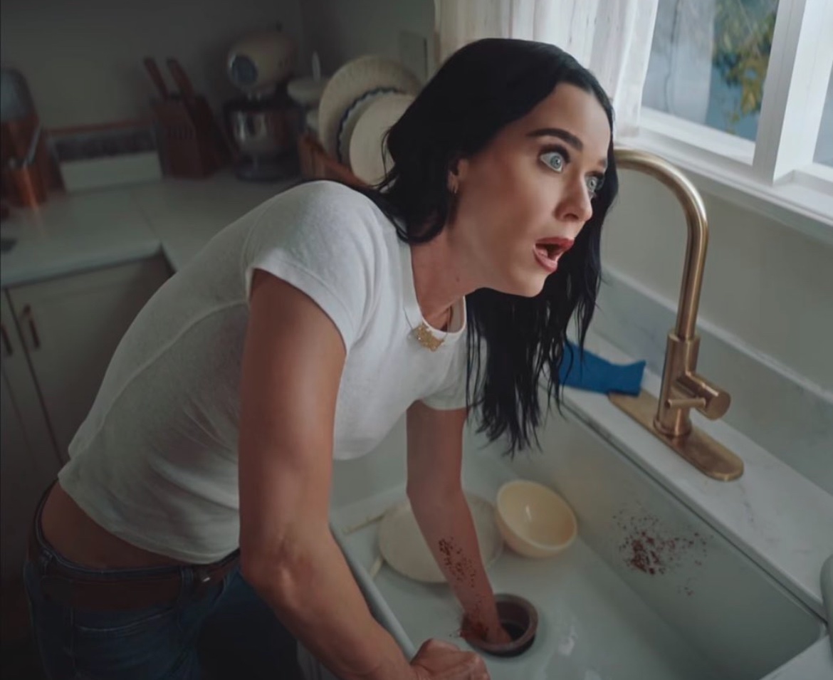 KATY PERRY STATS tweet media