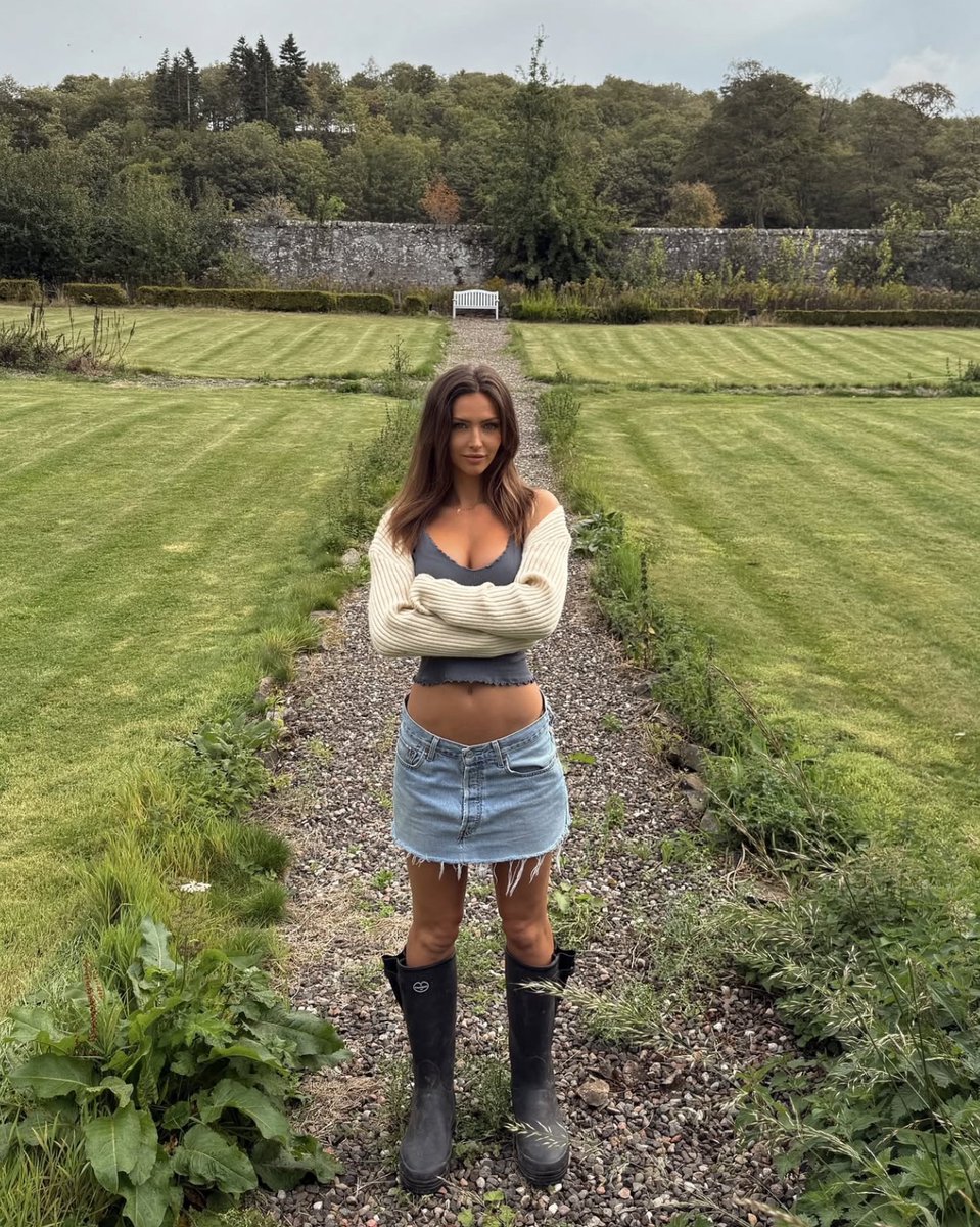 Rachel Cook tweet media