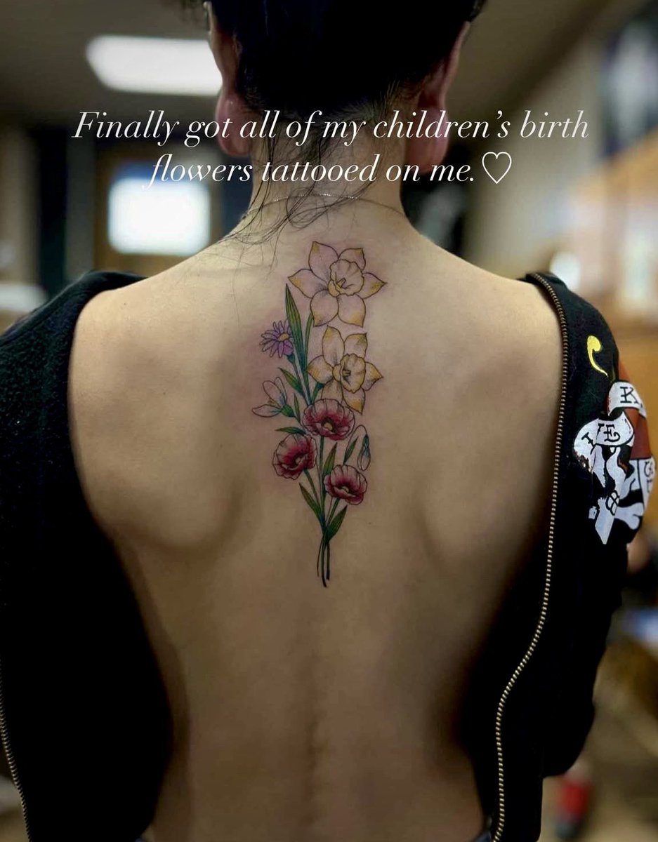 ♡ᴍᴏᴍᴍʏ🦋 tweet media