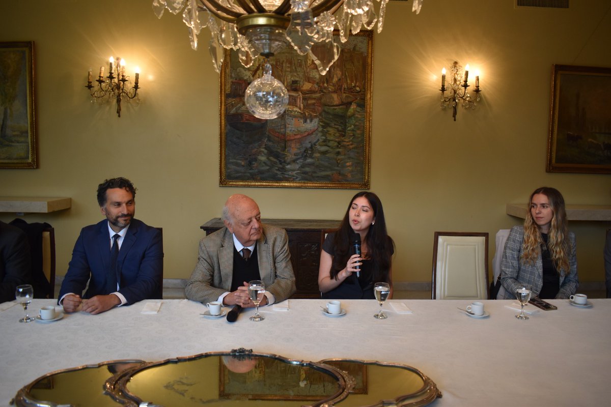 Embajada de Chile en Argentina tweet media