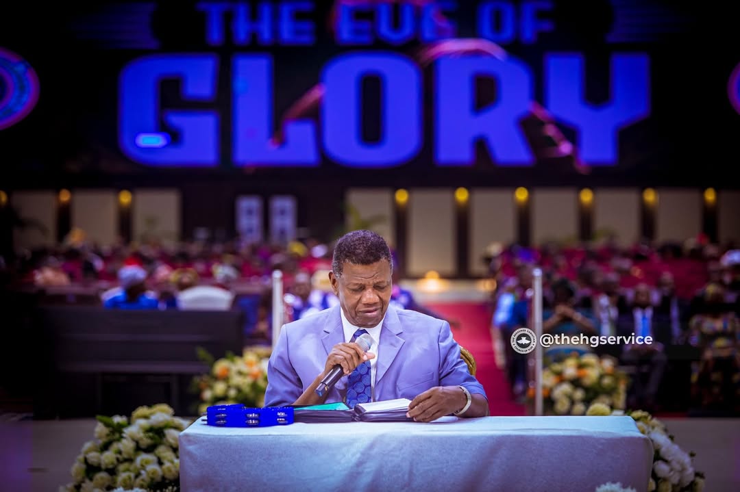 RccgRnt's tweet photo. Glory is the opposite of shame.
Proverbs 3: 35

Some of the things that can cause shame include:
Incurable diseases
Failure
Defeat
Reproach
Destitution
Sorrow
Retardation

- Pastor Adeboye

November 2025 Holy Ghost Service
#TheEveOfGlory https://t.co/EI4kjHNhCk