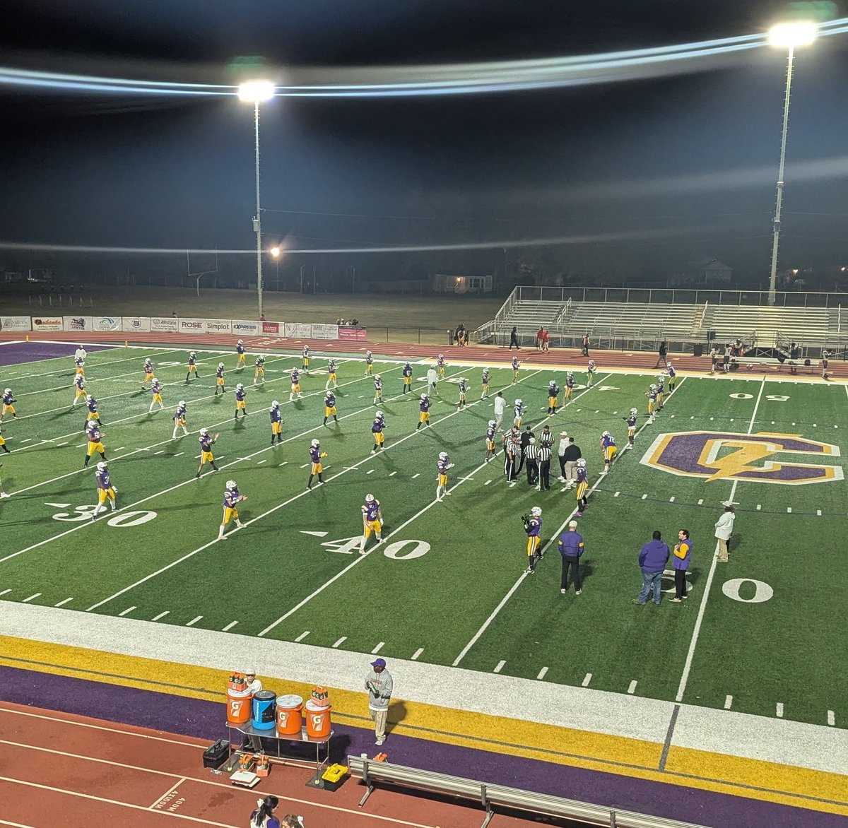 Shrum412's tweet photo. We've got an opening round matchup of the TSSAA 3A playoffs tonight between Wooddale and Covington on U.S. 51 Country's High School Football Game of the Week. Pregame will begin around 6:45 pm and kickoff is at 7. Listen live on 93.5 FM, WKBQ or online at https://t.co/VlUBMDUxUr https://t.co/lZB1xx6YCX