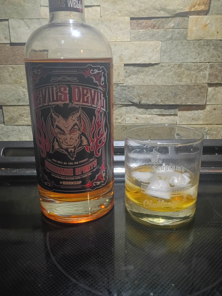 RB_Trading1970's tweet photo. @wtxoil Needed something to warm me up tonight. #EFT https://t.co/SxoxqPcEsU