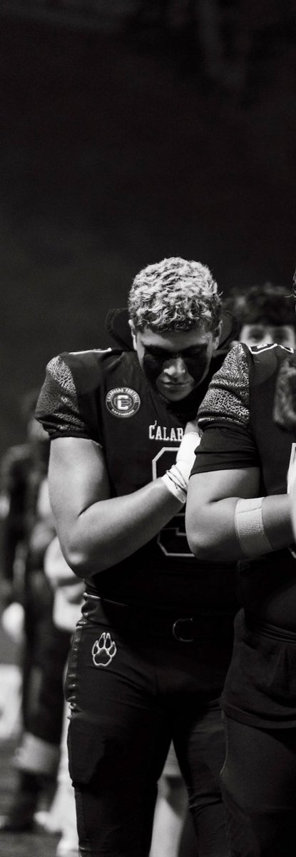 Maxavsha's tweet photo. GRATEFUL to go into Round 1 of CIF Southern Section Playoffs Vs El Segundo tonight!!

NOT DONE YET!!
@CalabasasFtball https://t.co/tSl6id8XMZ