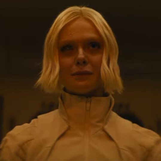 elle fanning appreciation post because i can't stop thinking about how phenomenal she was as both of her characters in predator: badlands