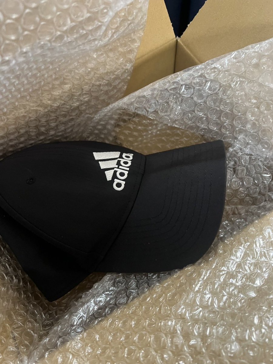 本日無事町田寮に戻ってきました。大切にします…大会事務局の皆様ありがとうございました。箱根駅伝優勝は忘れないよう頑張って行きます！笑笑